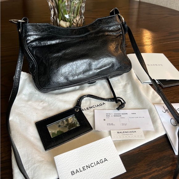 Balenciaga Agneau Hardware Hip - Picture 3 of 11